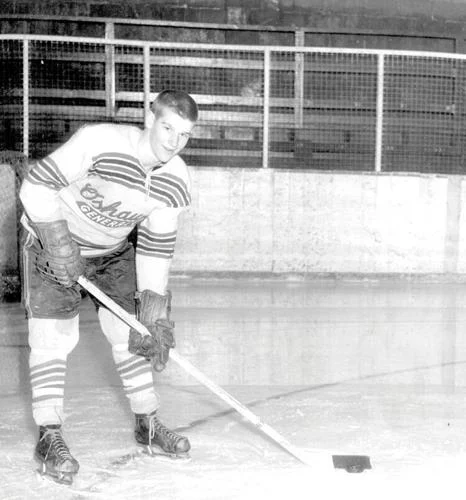 Bobby Orr's Rise: Hockey Icon on an ice rink.